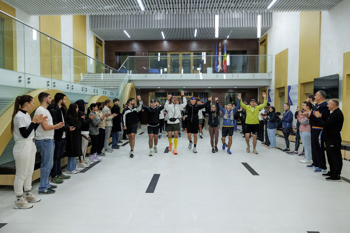 Maratonul USMF „80 de ani – 80 km”